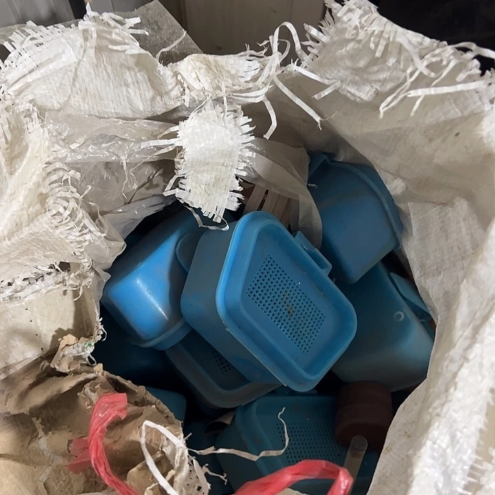 随机发10个红冲盒