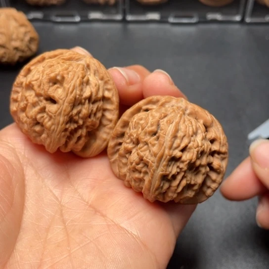 【闪购商品】把件文玩核桃白狮子……