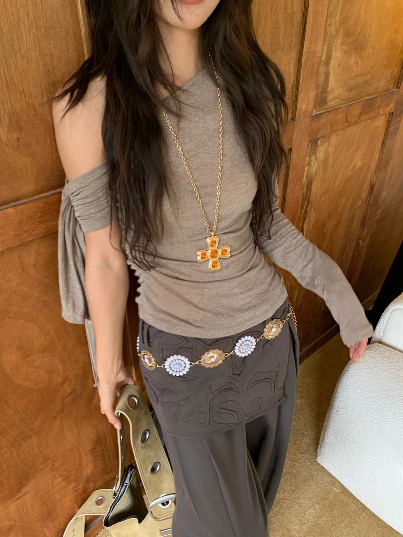 MAR 夏季新款纯色小众斜肩薄款设计感天丝羊毛混纺针织衫女613145