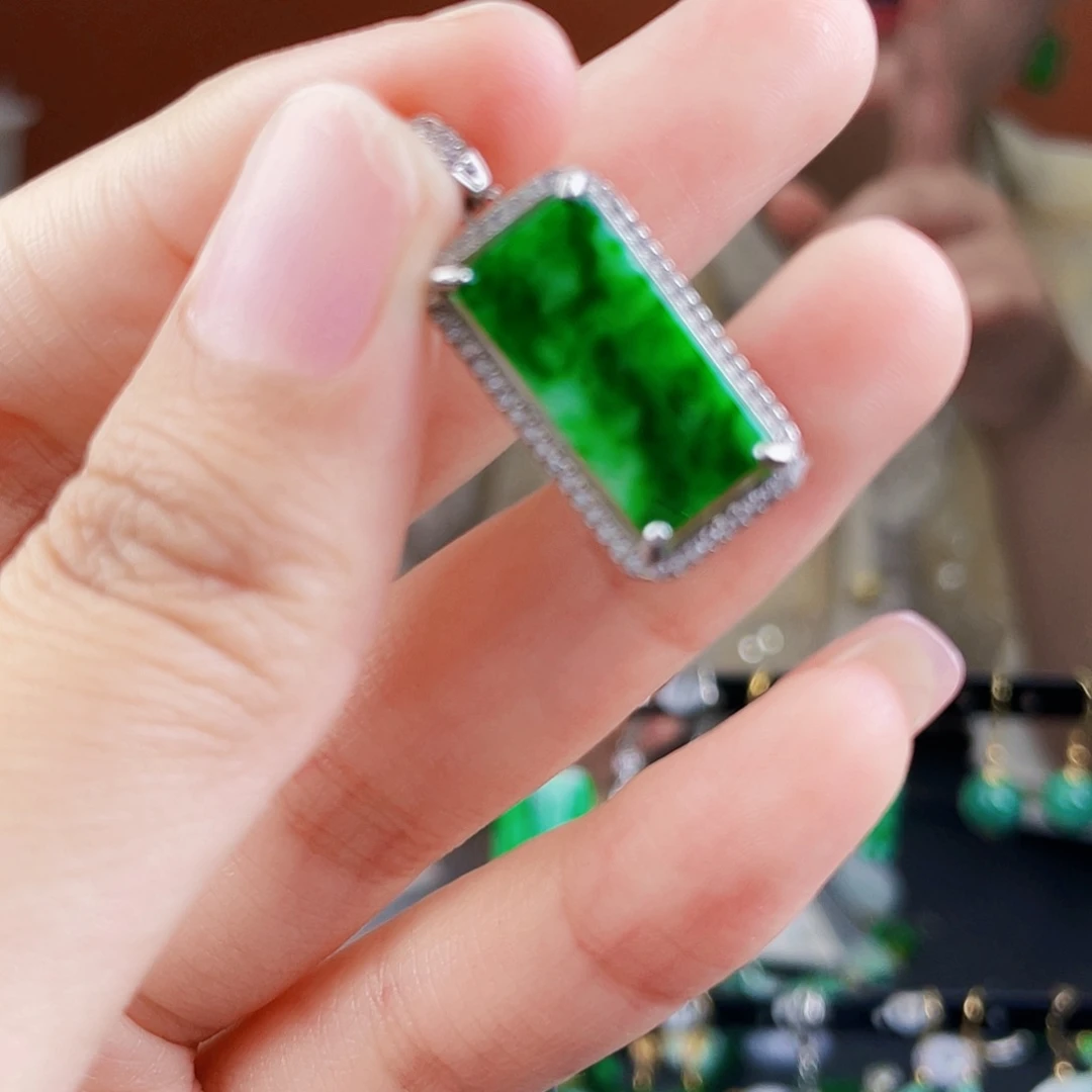 翡翠银S925镶嵌颈饰饰品