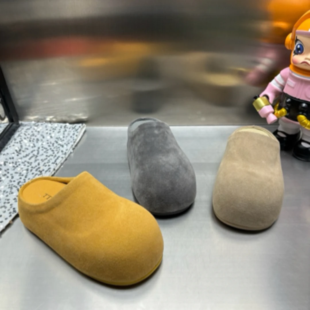 卡皮巴拉胖鱼头休闲百搭厚底包头拖浅色系