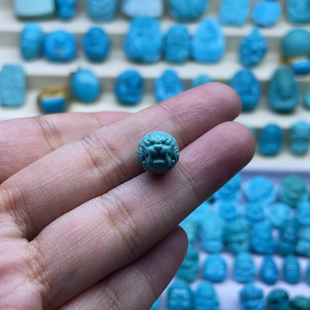 未镶嵌绿松石珠宝奇石