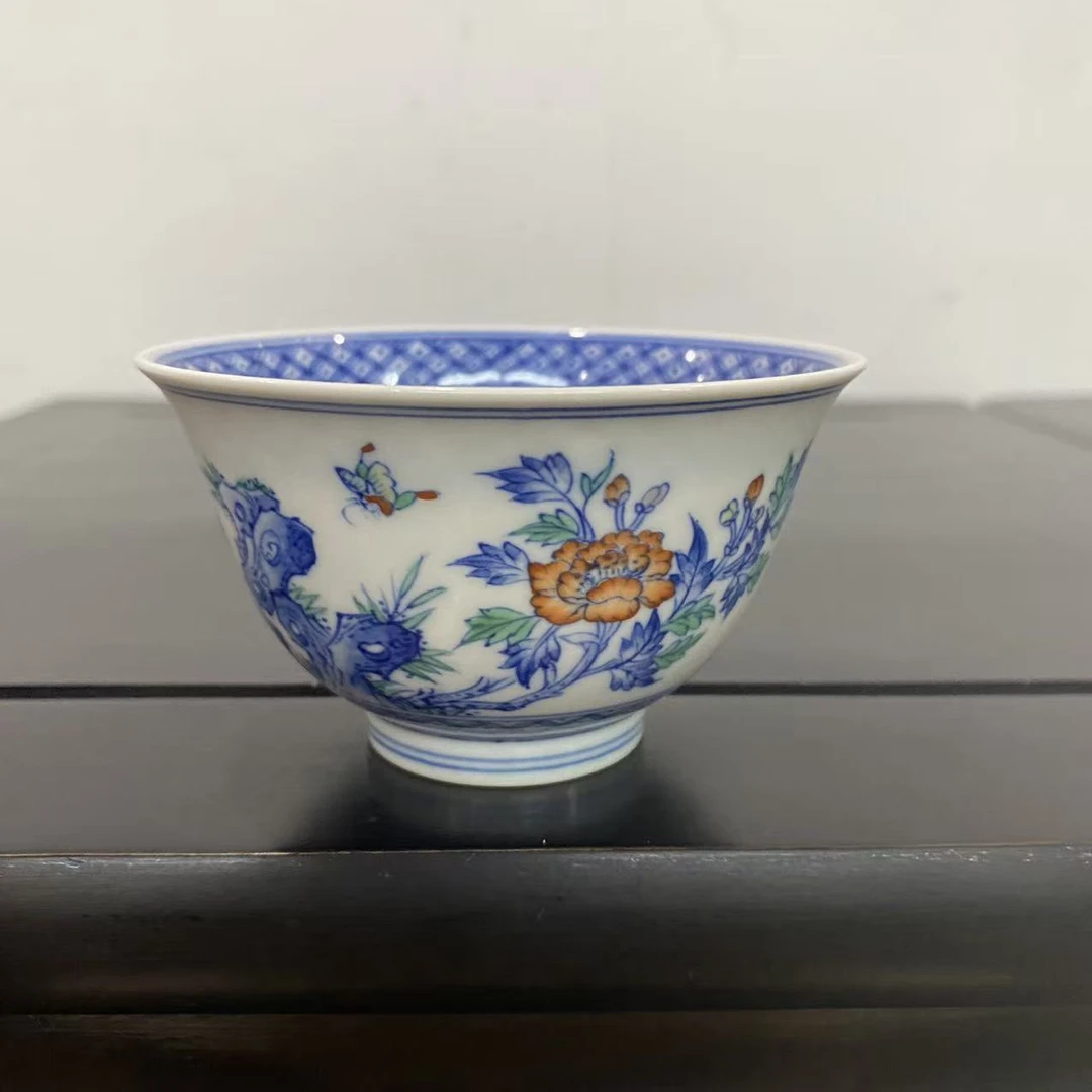 涂杏花专场-斗彩牡丹花蝶杯