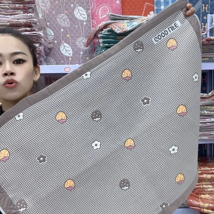 棉咖色小草莓纯棉