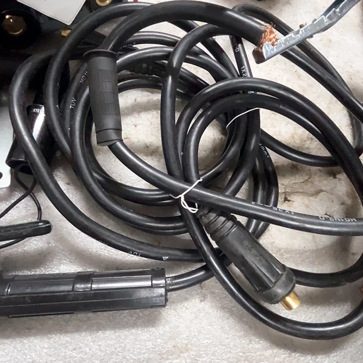 焊把线3+2米，配件齐全