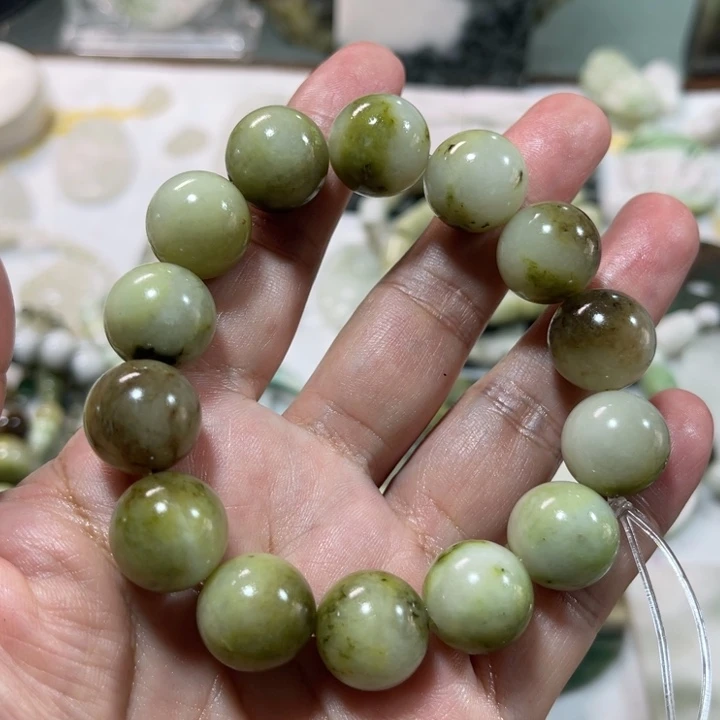 未镶嵌独山玉颈饰卡16