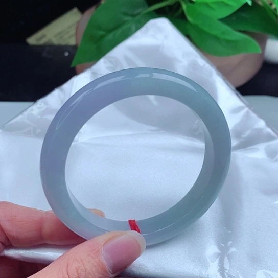 翡翠手镯未镶嵌      正圈57 冰蓝紫