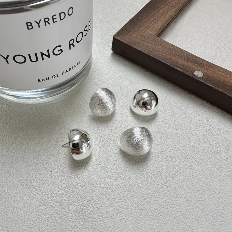 925银耳饰 韩版光面拉丝半球耳钉韩系INS风简约百搭通勤圆形耳环