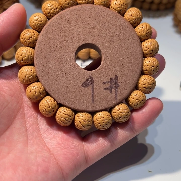 大***哥核桃桃核直播9号直播