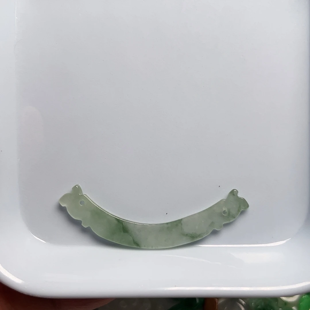 颈饰未镶嵌翡翠天然翡翠