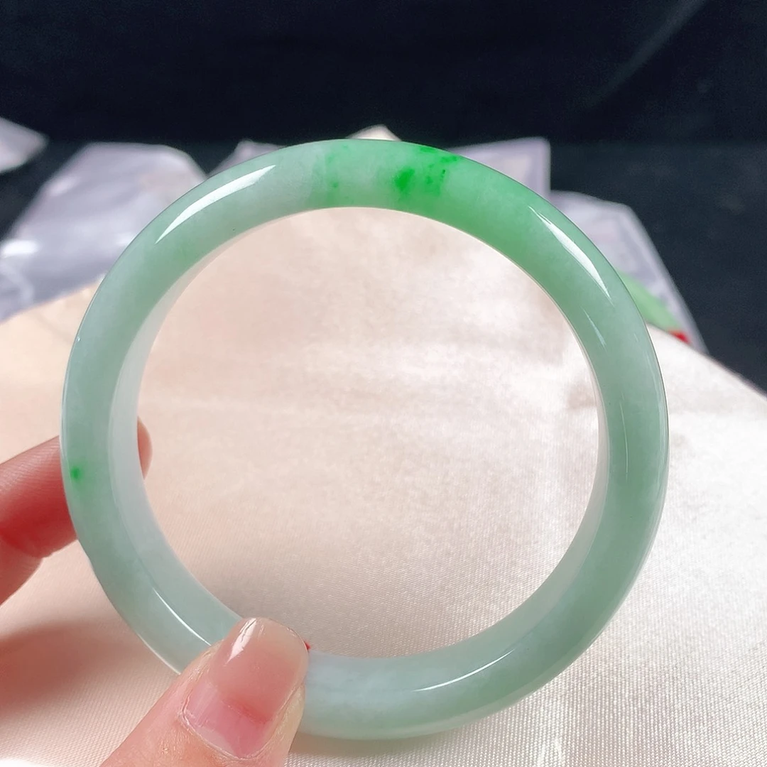 翡翠手镯未镶嵌61圈2532
