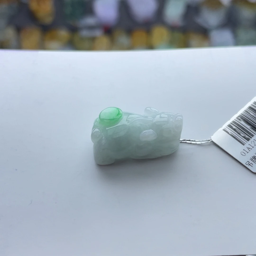 翡翠颈饰未镶嵌貔貅