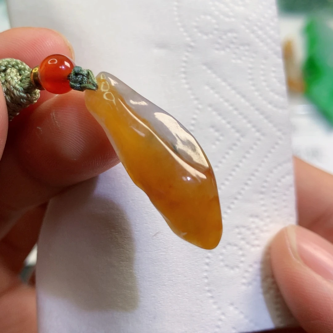 【闪购商品】翡翠吊坠(不含链)未镶嵌