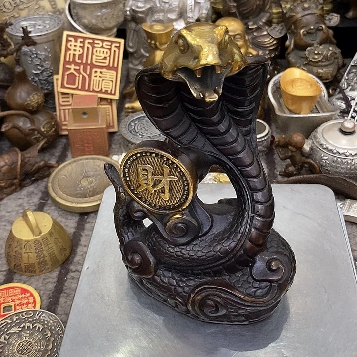 铜器工艺品一个一个