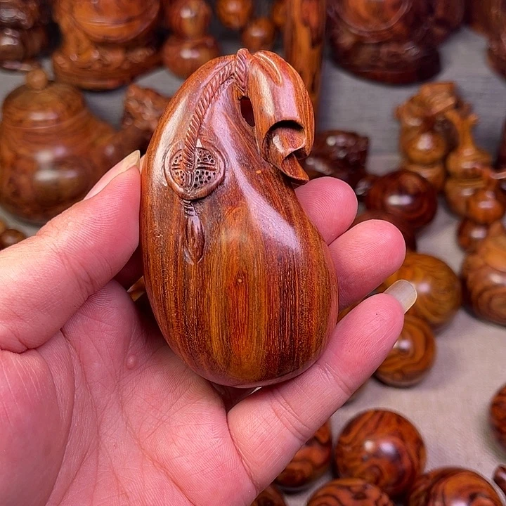 黄花梨/降香黄檀黄花梨油梨工艺品