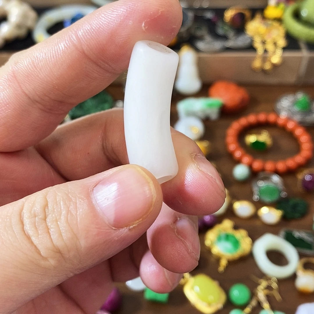 和田玉未镶嵌颈饰漂亮漂亮漂亮漂亮漂亮漂亮