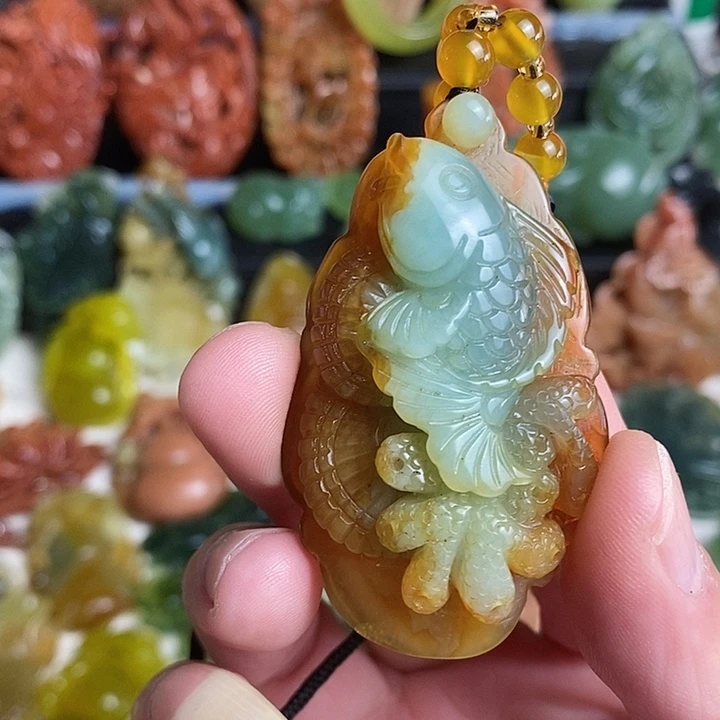 未镶嵌蛇纹石玉颈饰