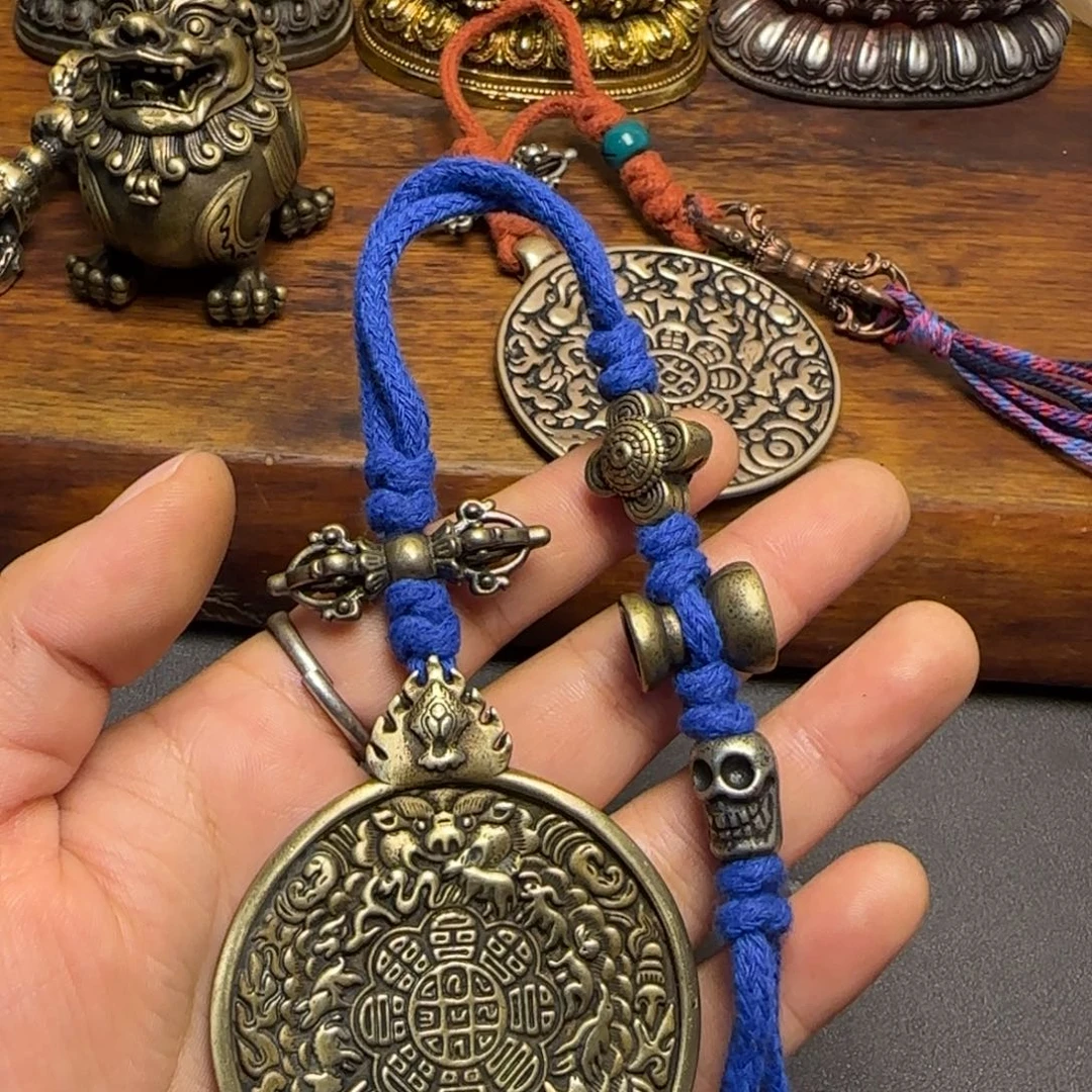 侒***泥塑藏传牌子……藏传牌子