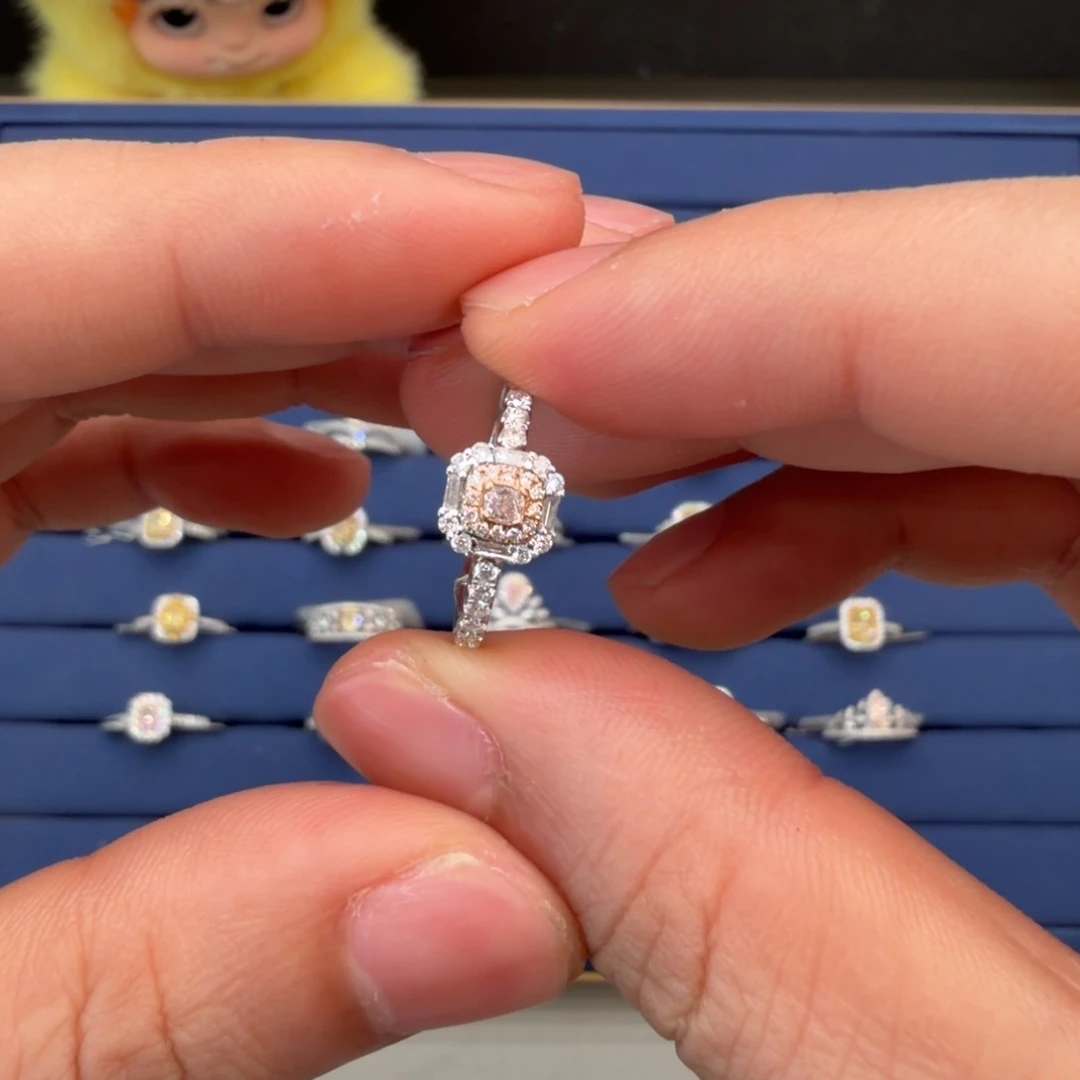 钻石18K金镶嵌戒指/指环粉钻戒指