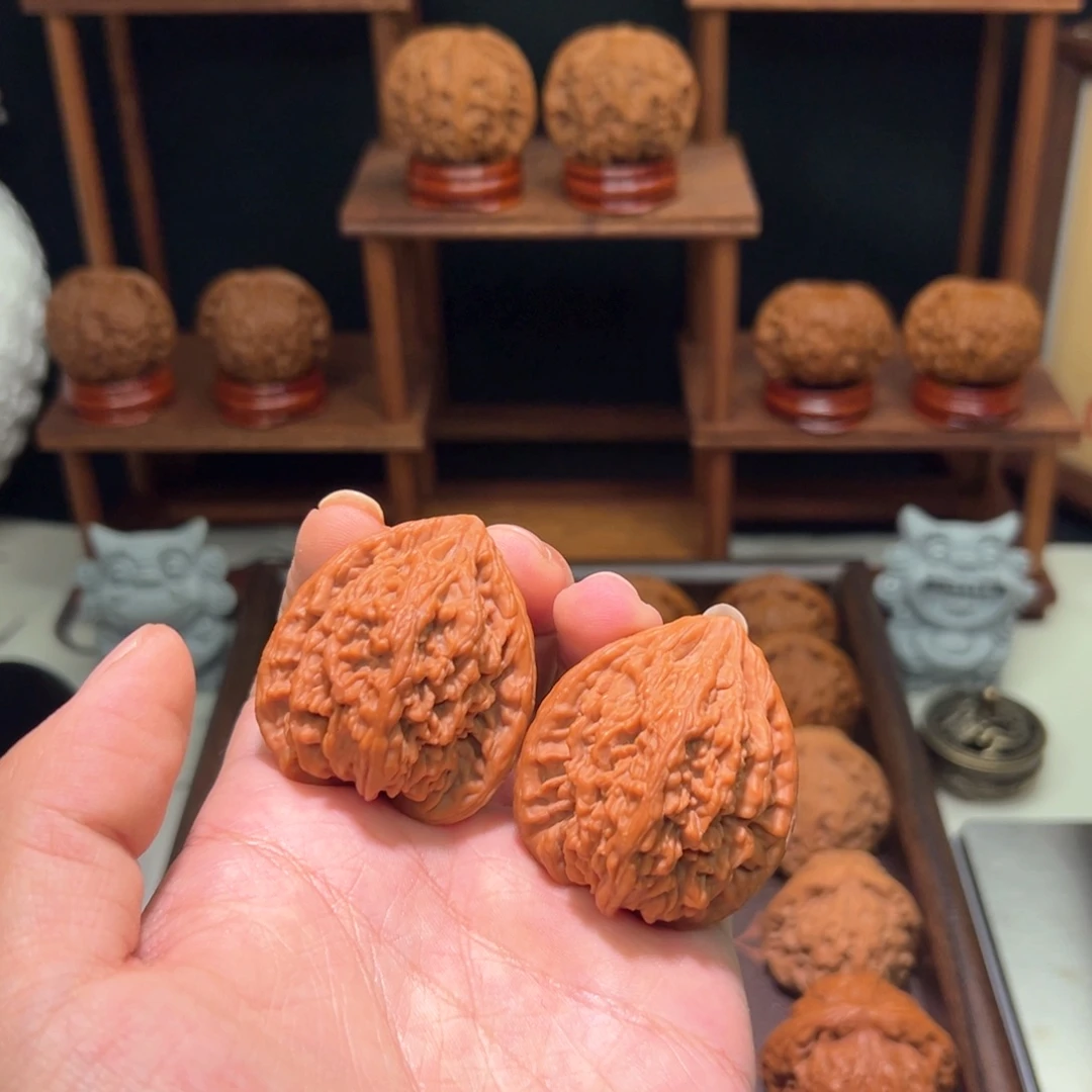 文玩核桃吊坠全品41虎头王