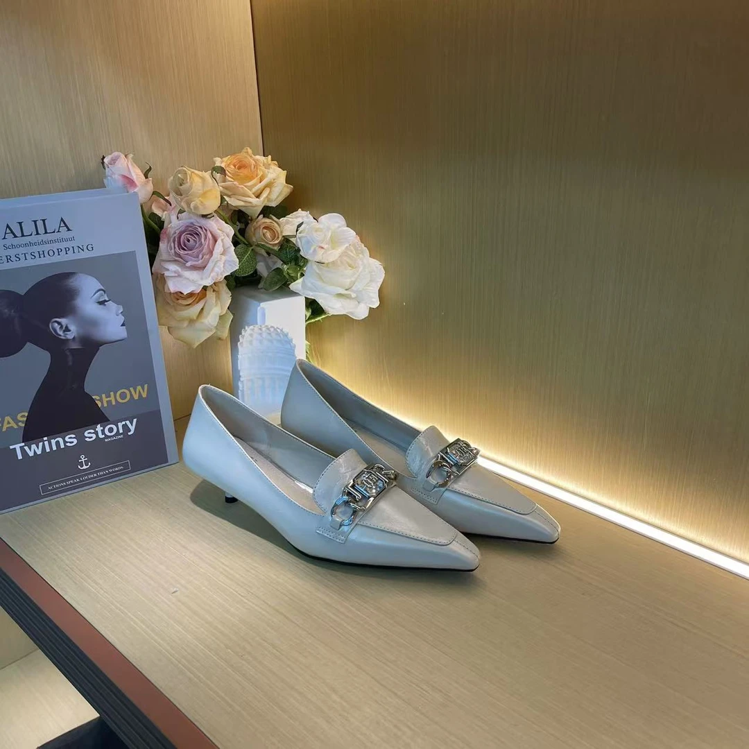 966【米白色】春夏爆款女士尖头浅口休闲低跟纯手工单鞋C【2CM】