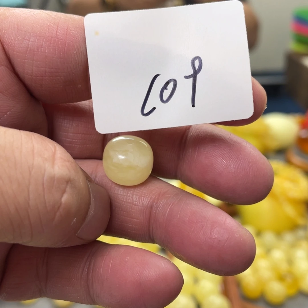 手链琥珀未镶嵌多样性发，发其中一件