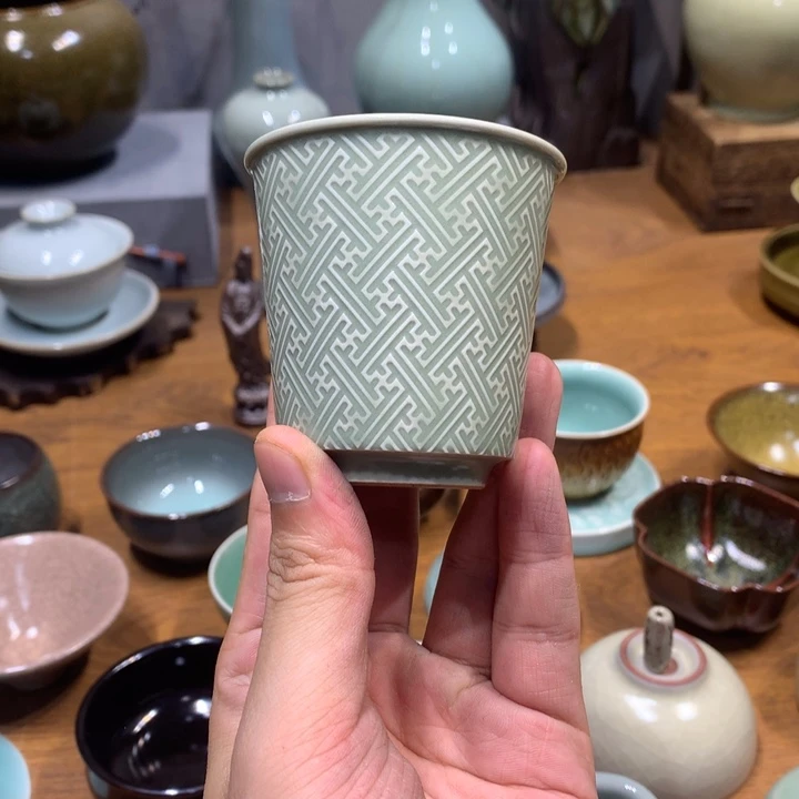 龙泉青瓷手工闻香杯