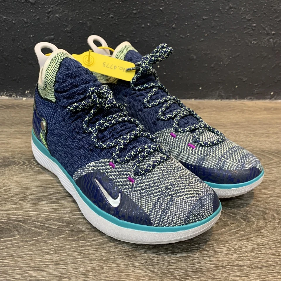未使用 MM6 44码 kd11 黑人月 正品潮鞋/8215