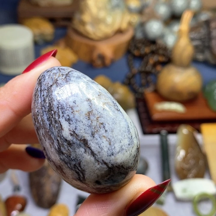 岫岩河磨玉（透闪石质玉）把件未镶嵌