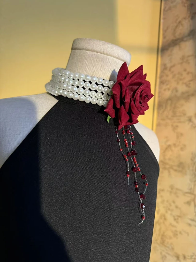 小花朵项链饰品潮服百搭潮服配饰脖饰配饰时尚饰品