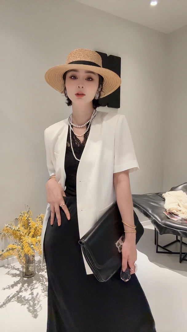 FANYE 2025夏季新款极简风飘带设计双色西装25198