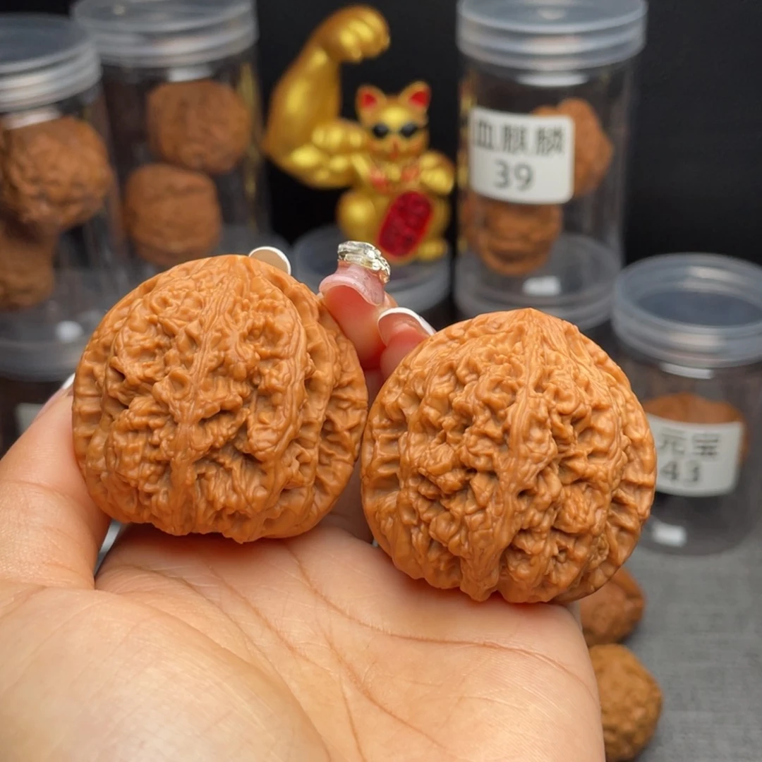 文玩核桃把件悦****大粗筋