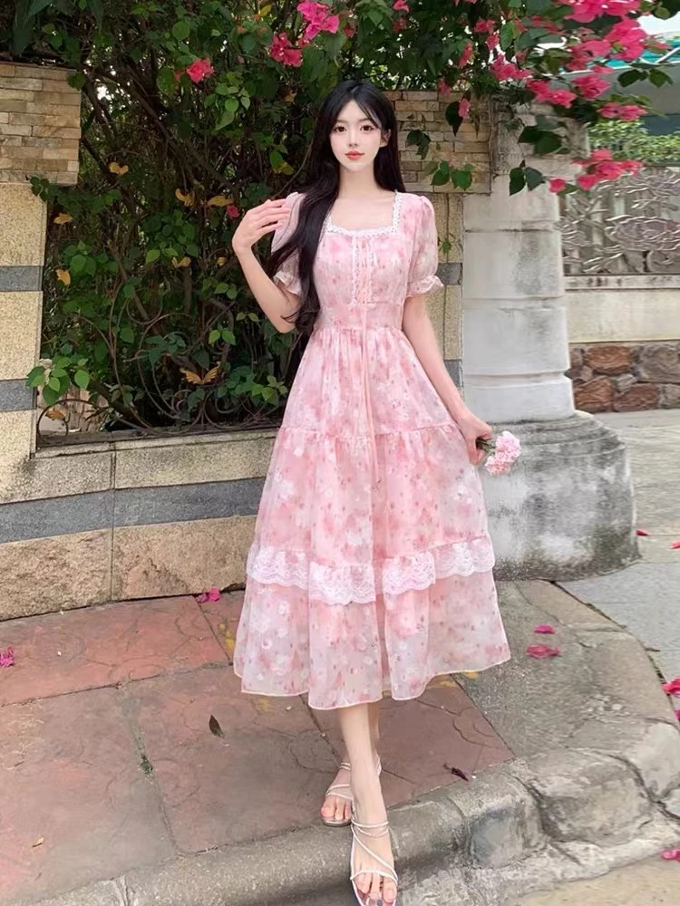 夏季新款法式气质时尚轻奢高级感独特超好看修身连衣裙