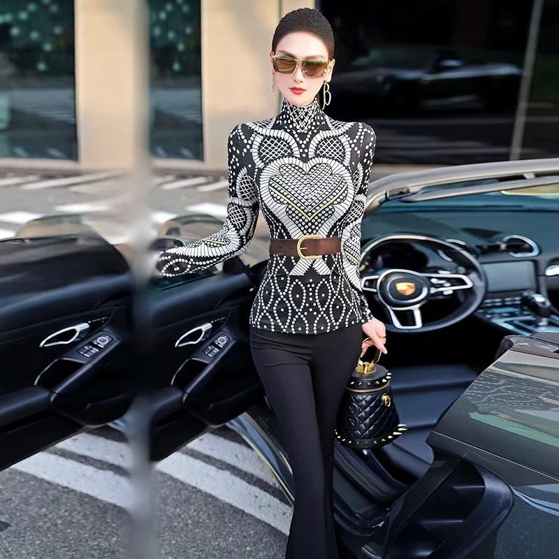 型色缤纷秋季女装欧美印花性感上衣2025新款半高领修身内搭T恤