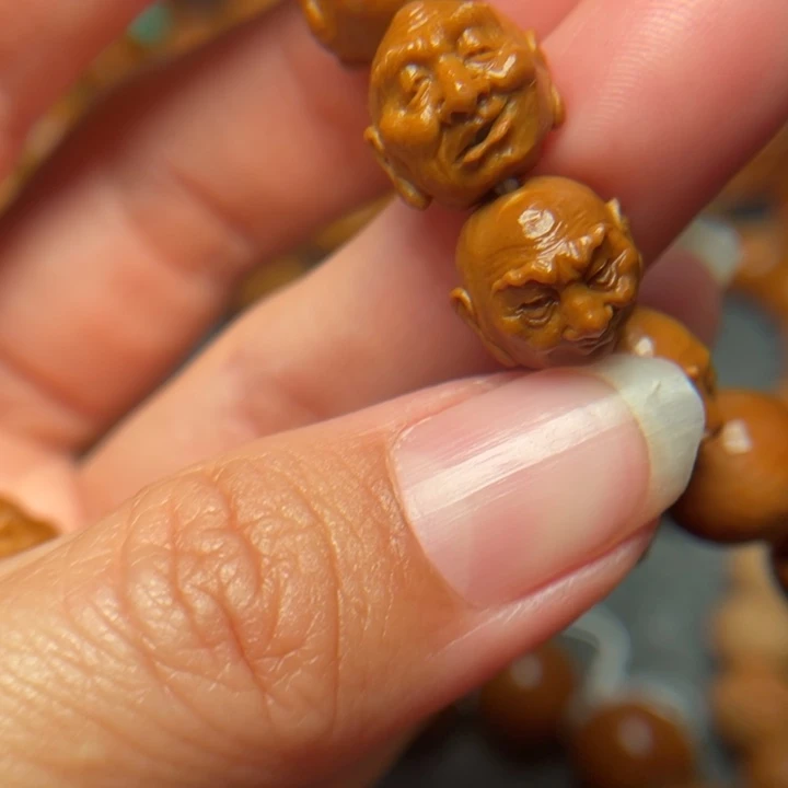 橄榄核吊坠弑***_橄榄核