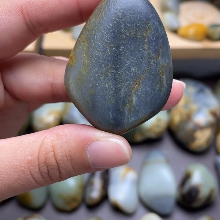 和田玉未镶嵌颈饰7