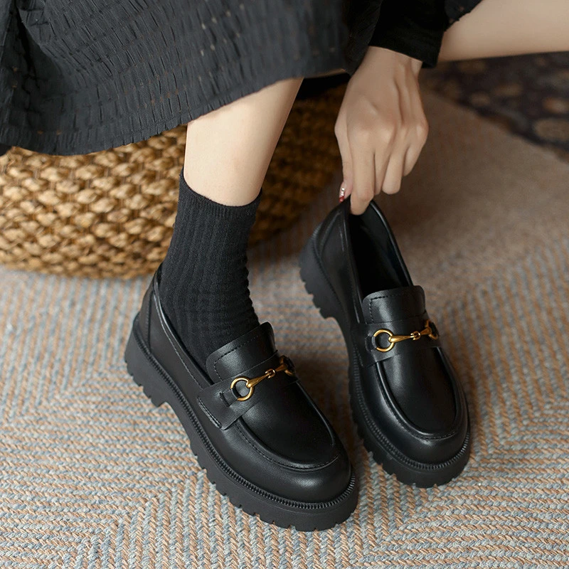 英伦风小皮鞋女秋季新款增高真皮乐福鞋赫本一脚蹬百搭厚底包鞋