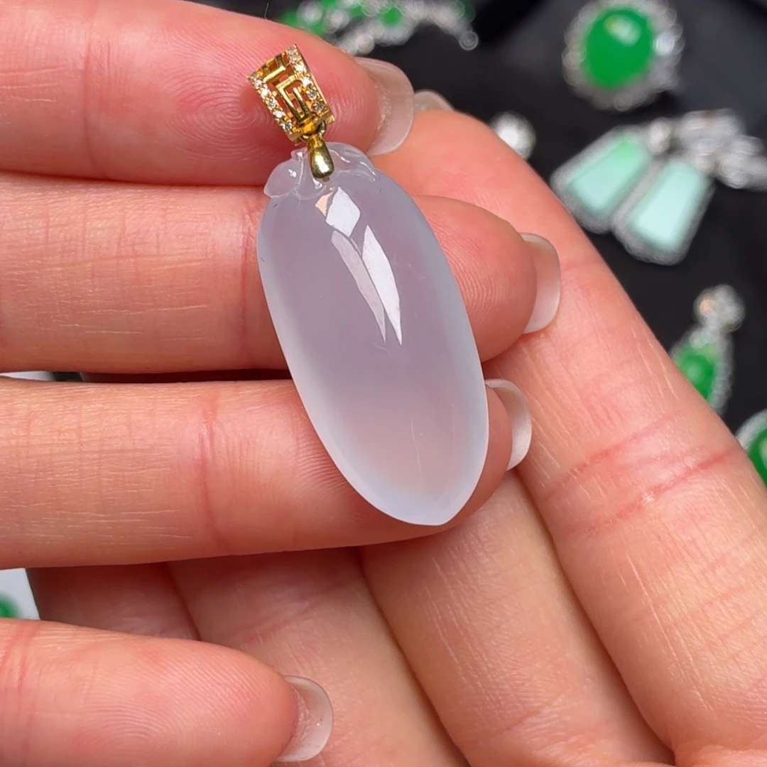 翡翠18K金镶嵌耳饰