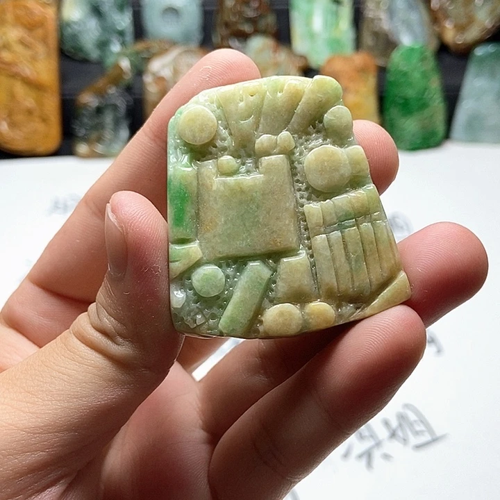 翡翠未镶嵌颈饰翡翠a货