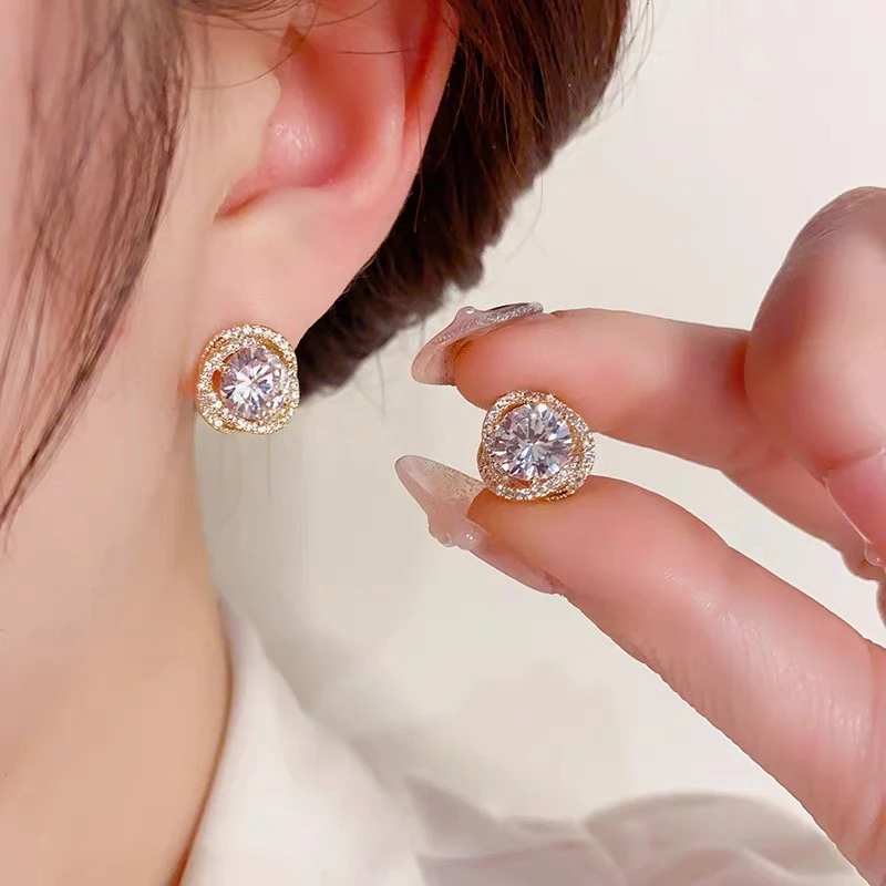 铜合金耳饰 小巧精致耳钉新款爆款高级感轻奢耳饰独特气质耳环165