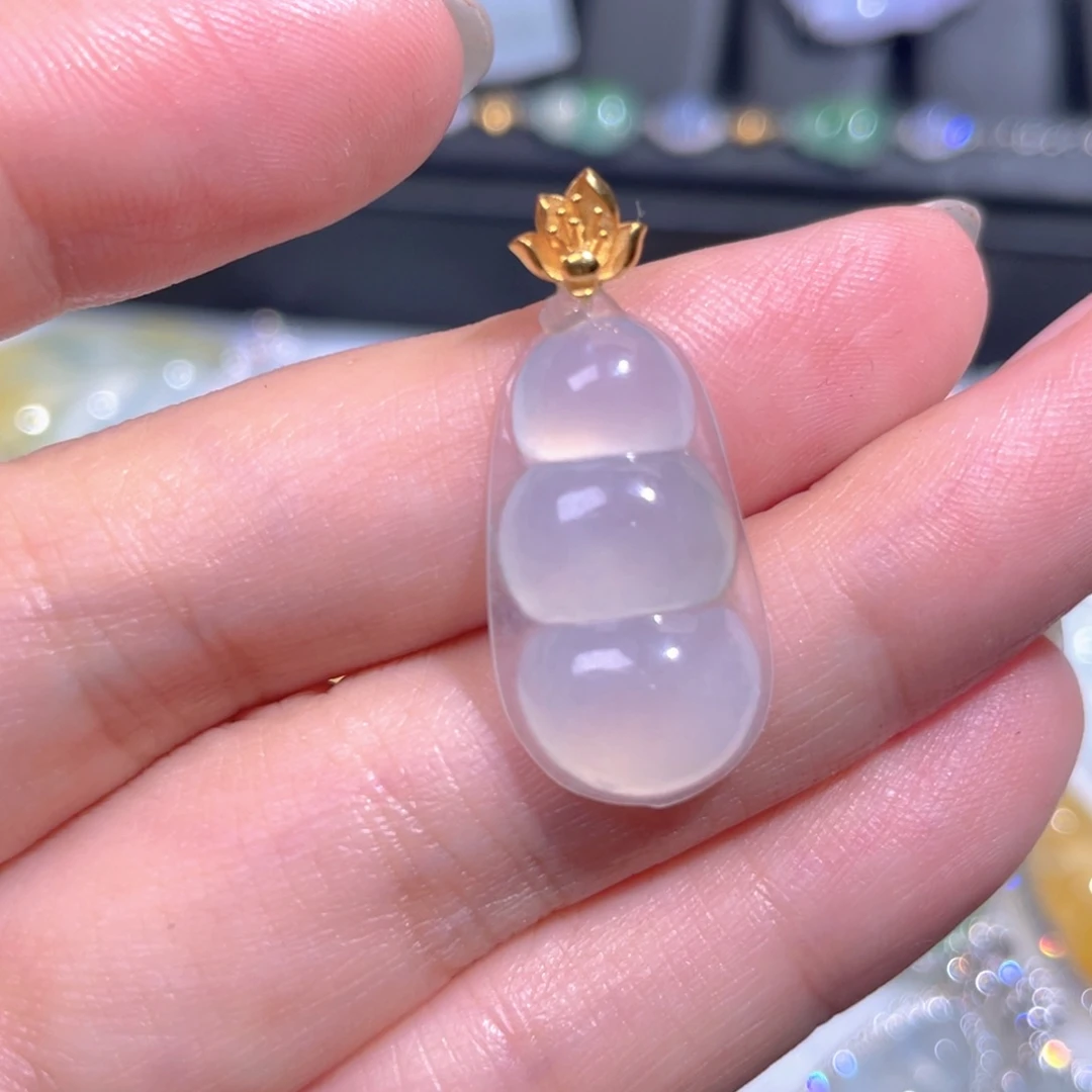 颈饰18K金镶嵌翡翠翡翠
