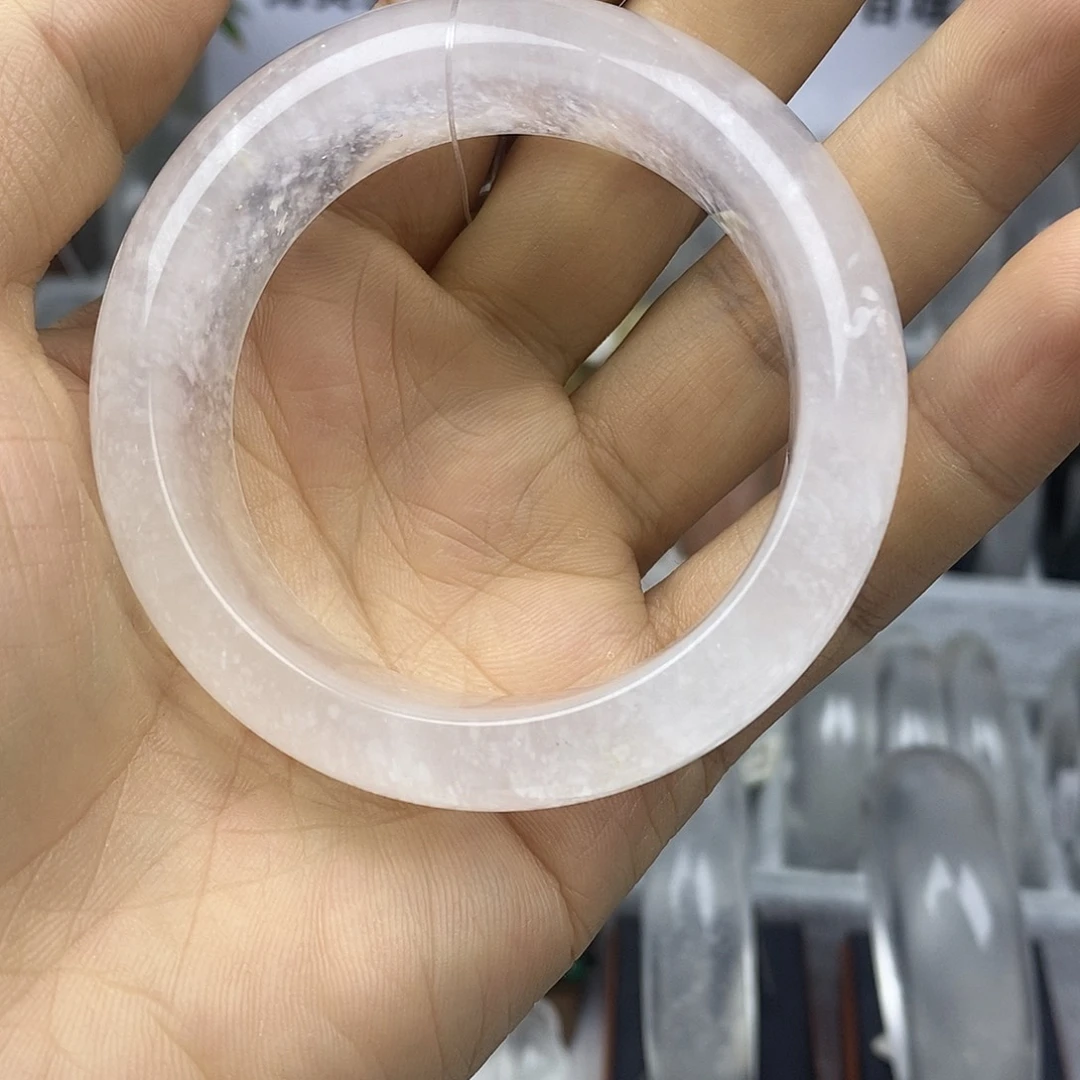 石英质玉未镶嵌手镯