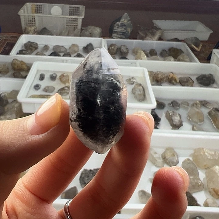 仿水晶磁石Y77闪灵