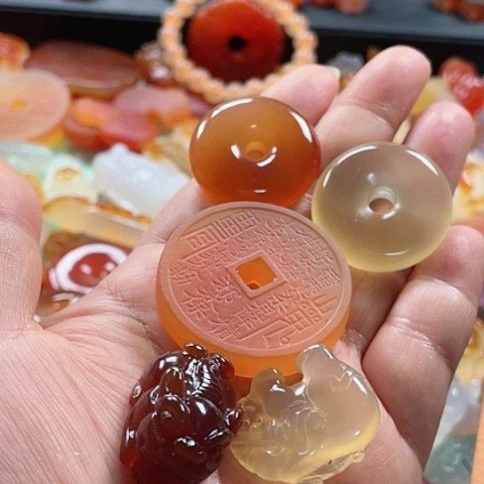 玛瑙/玉髓颈饰未镶嵌洋***记