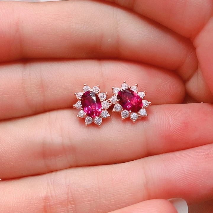 石榴石耳钉银S925镶嵌阿****?5✖️7