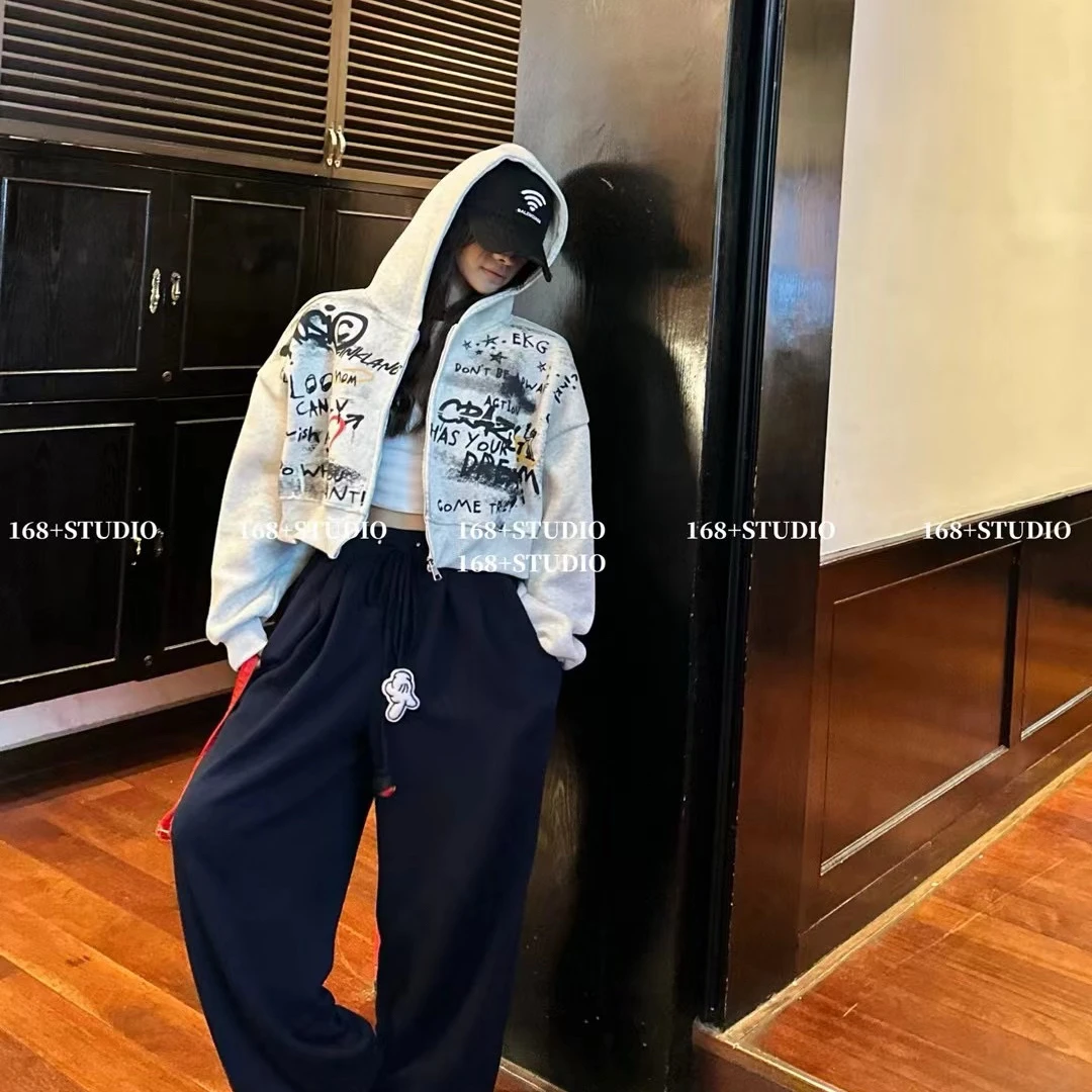 涂鸦连帽短款卫衣外套女秋冬2025新款爆款开衫洋气上衣设计感小众