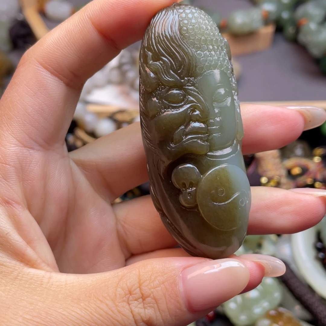 和田玉颈饰未镶嵌