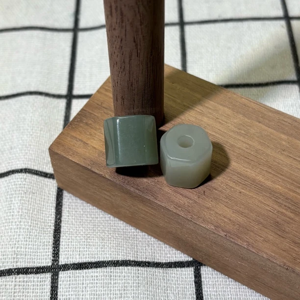 和田玉锁骨珠六边形