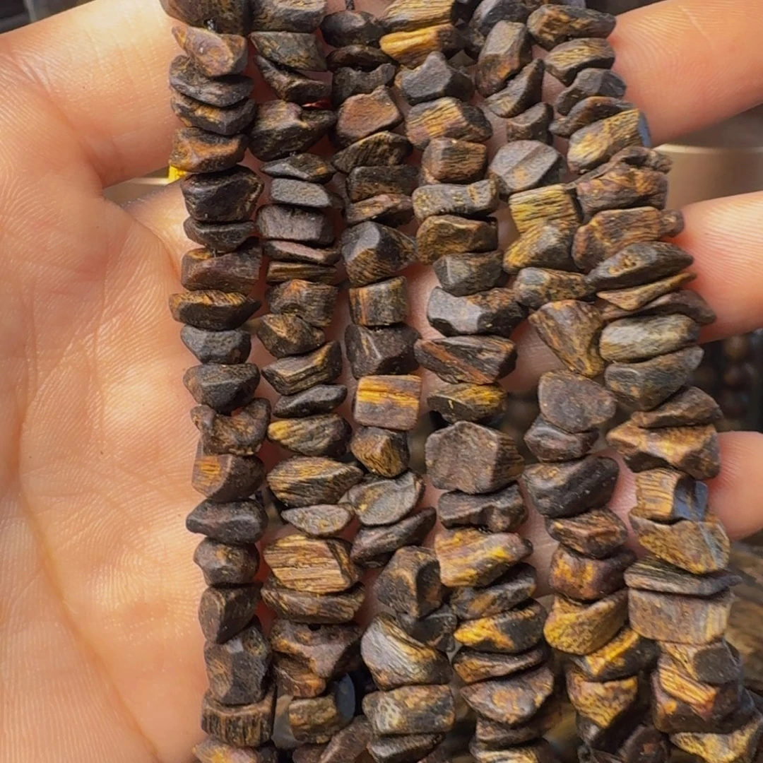 沉香沉香碎屑沉水车挂发一条