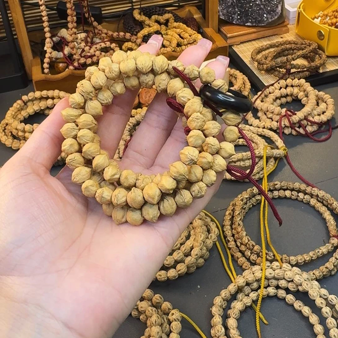 柏香籽/百香籽手串崔**.